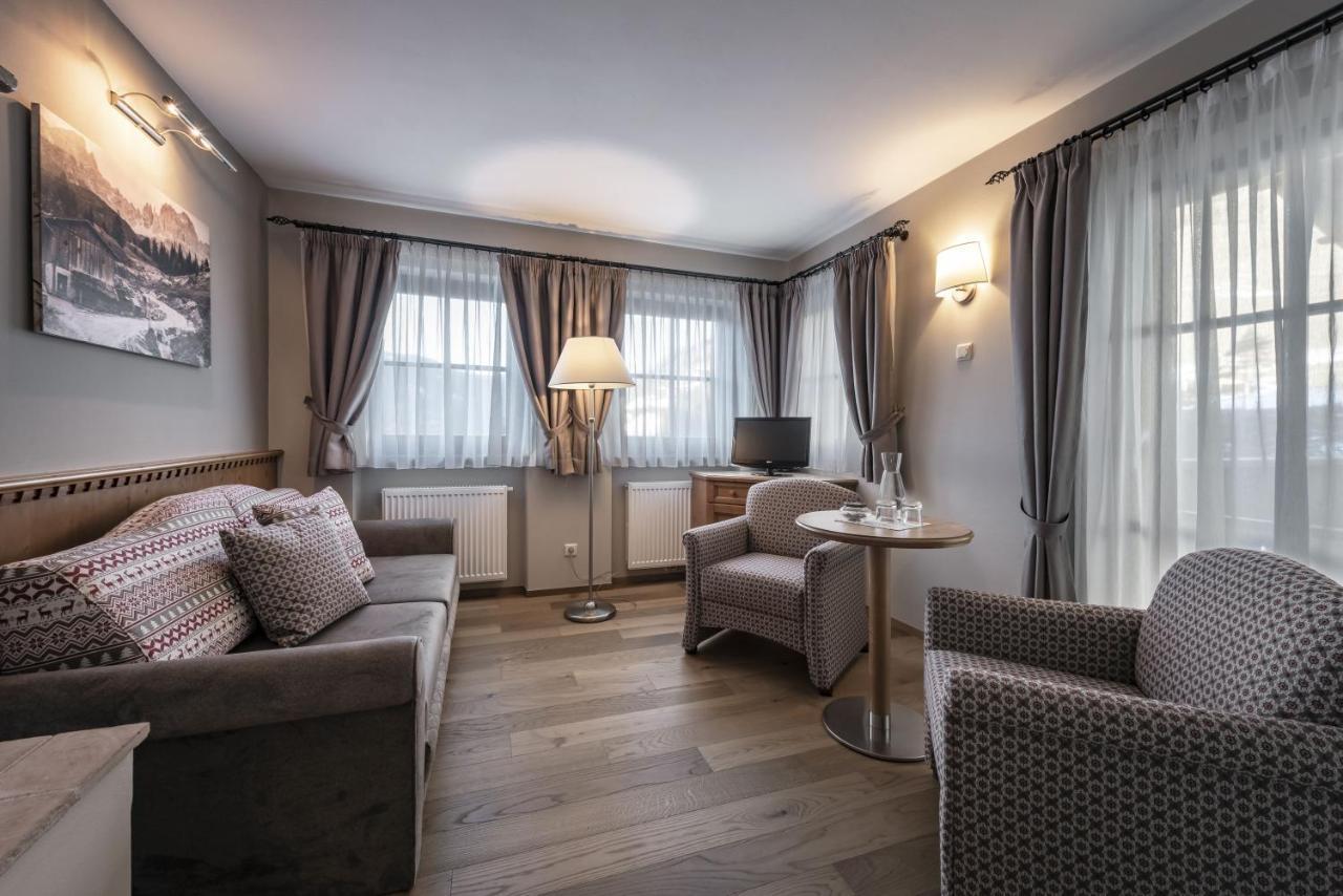 Hotel Dosses Tires Eksteriør billede